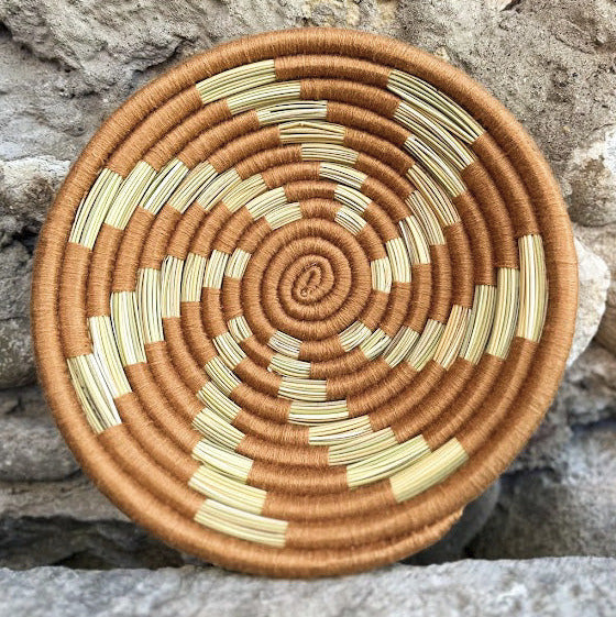 Plateau de décoration ZAG, broderie toupie