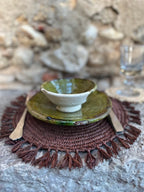 Sets de table AMAR en raphia tressé et finitions frangé