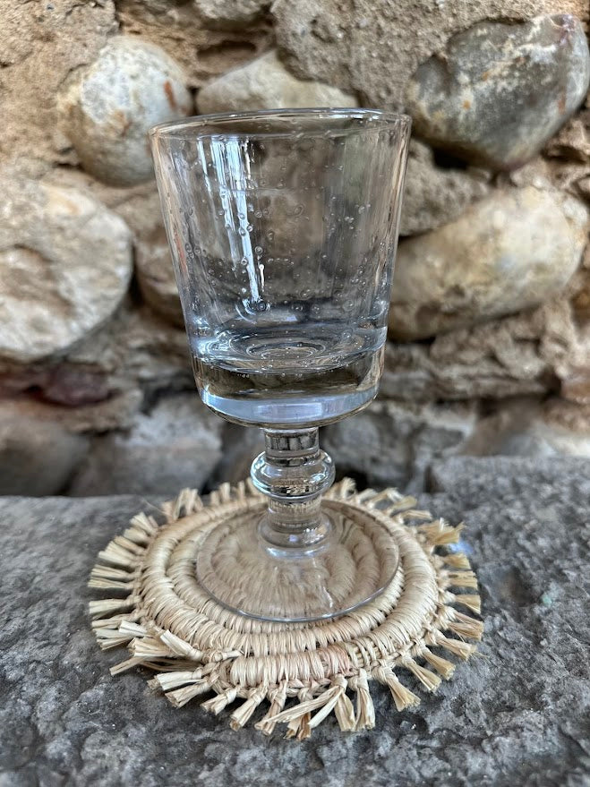 Pack de 6 sous-verre TOMA en raphia tressé et finitions frangées