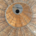 Suspension ITRAN en feuille de palmier tressée