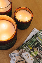 Bougie ODA, parfum Fleur d´oranger, panier en raphia tressé, fait main – bougies artisanales ZliZ